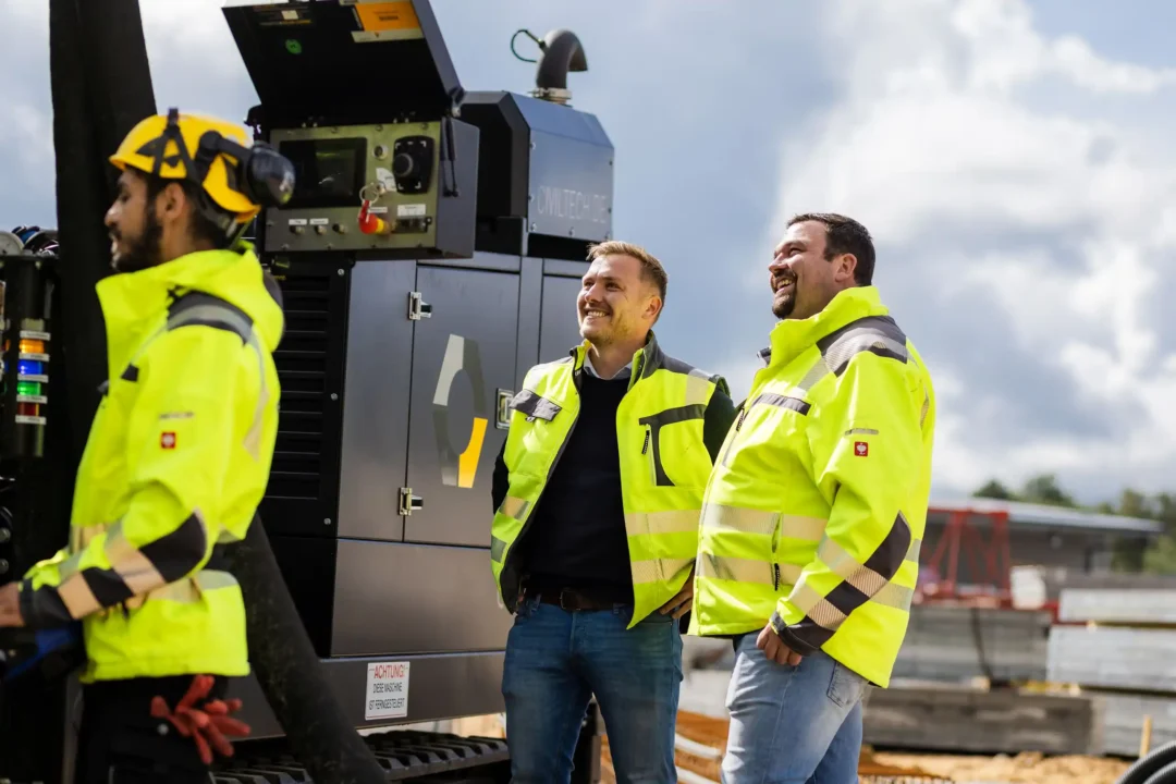 Begehung Baustelle: Kran im Einsatz